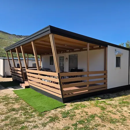 Hiska Ob Morju 5 Star Apartman